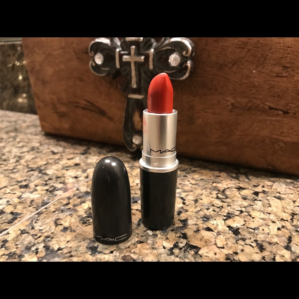 Mac chili matte lipstick